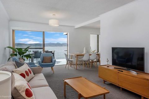 Sandy Bay Waterfront - Kalgoorlie Accommodation 2