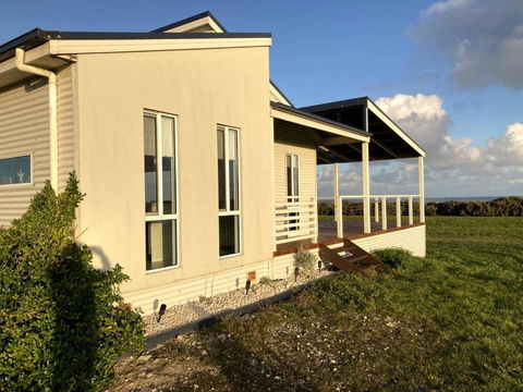 Sandy Bottoms Beach Escape - Kalgoorlie Accommodation 0