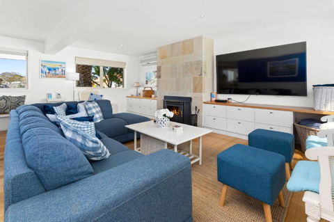 SANTORINI BEACH HOUSE SAFETY BEACH - Kalgoorlie Accommodation 1