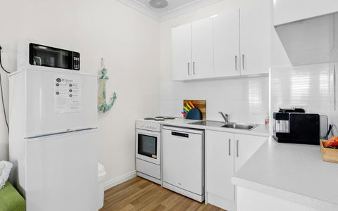 SEA BREEZE @ Smugglers Inn - Kalgoorlie Accommodation 3