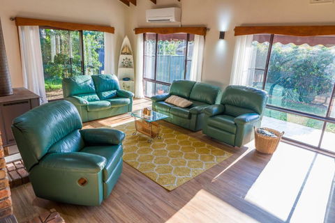 Sea La Vie - Kalgoorlie Accommodation 1