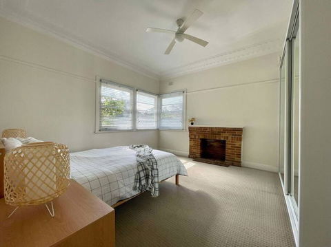 Serene Countryside Escape Spacious 3BR Retreat Near Wineries - Kalgoorlie Accommodation 2