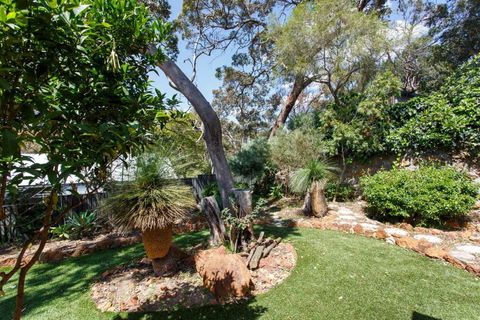 Serenity Haven - Kalgoorlie Accommodation 0