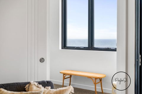 Simply Stunning - Kalgoorlie Accommodation 1