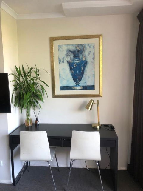 SOUTH BRISBANE APARTMENTS Free Parking - Kalgoorlie Accommodation 3