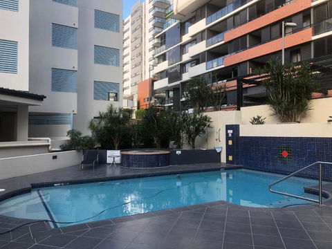 SOUTH BRISBANE APARTMENTS Free Parking - Kalgoorlie Accommodation 0