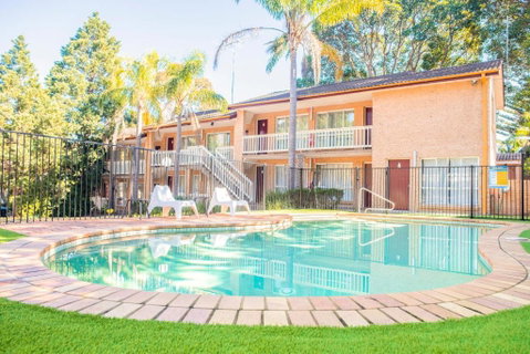 Sutherland Motel - Kalgoorlie Accommodation 0