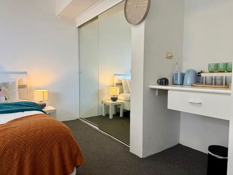 Sydney City Escape - Hotel Style Pool, Spa & Gym - Kalgoorlie Accommodation 3