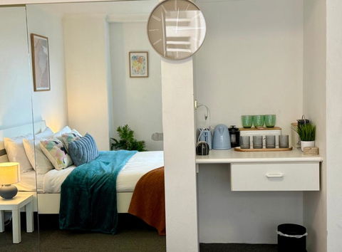 Sydney City Escape - Hotel Style Pool, Spa & Gym - Kalgoorlie Accommodation 0