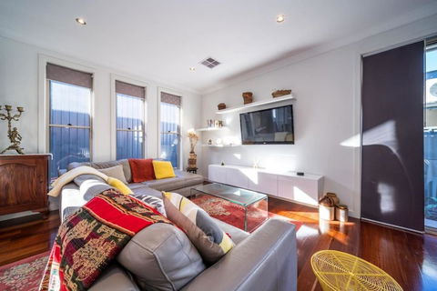 The Arlington West Hindmarsh - Kalgoorlie Accommodation 1