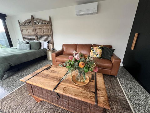 THE BANKSIA SUITE - Kalgoorlie Accommodation 0
