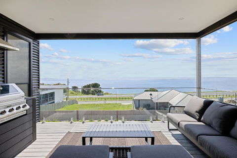 The Bay View San Remo By Ready Set Stay- BYO LINEN & TOWELS - Kalgoorlie Accommodation 1