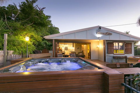 Beachside Cottages - Kalgoorlie Accommodation 0