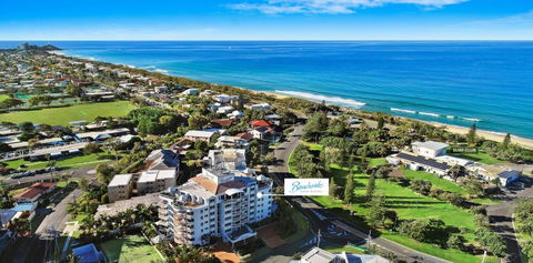 Beachside Resort Kawana Waters - Kalgoorlie Accommodation 4