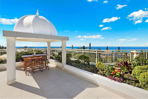 Beachside Resort Kawana Waters - Kalgoorlie Accommodation 0