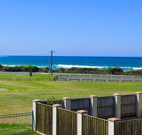 Beachside Retreat - Kalgoorlie Accommodation