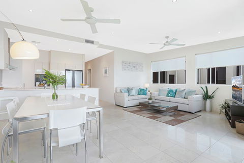 Beachside Vibes, Sunshine Beach - Kalgoorlie Accommodation 3