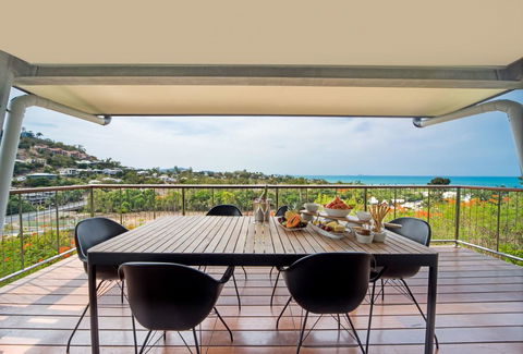 Bellevue Holiday Home - Airlie Beach - Kalgoorlie Accommodation 1