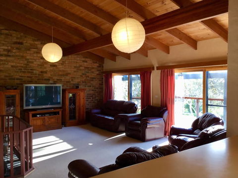 Beulah By The Lake - Kalgoorlie Accommodation 2