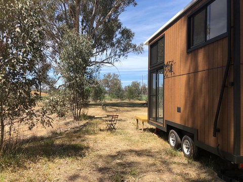 Big Tiny Jindera Park - Kalgoorlie Accommodation 0