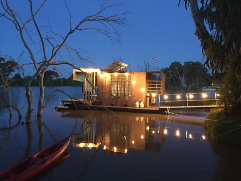 Bill's Boathouse - Kalgoorlie Accommodation 0