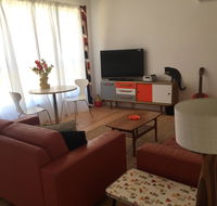 Black Cat Retreat holiday home - Kalgoorlie Accommodation