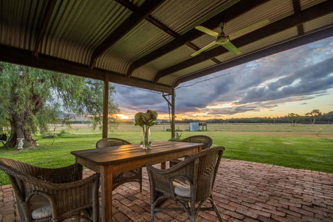 Blaxland's Cottage - Kalgoorlie Accommodation 1