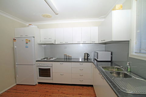 Blue Lagoon - Waterfront - Kalgoorlie Accommodation 3