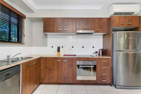 Blue Lagoon Lakeside Apartment - Kalgoorlie Accommodation 2