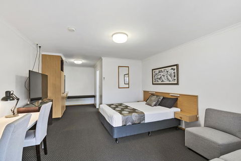 Blue Shades Motel - Kalgoorlie Accommodation 0