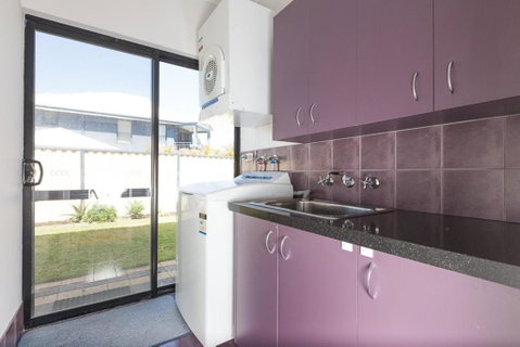The Lane, Doubleview - Kalgoorlie Accommodation 3