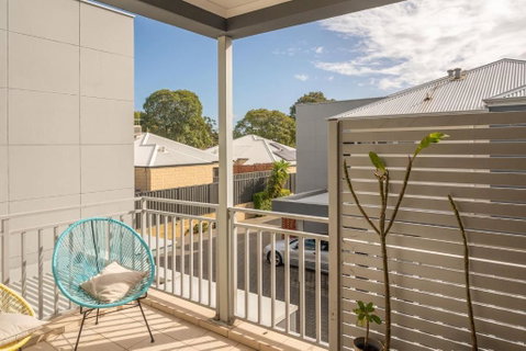 The Nordic Nook - A Relaxed Redcliffe Stay - Kalgoorlie Accommodation 1
