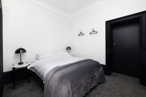 The Royal Hotel Bungendore - Kalgoorlie Accommodation 1