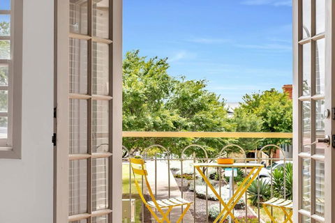 The Seaside Loft - A Breezy Beachside Lifestyle - Kalgoorlie Accommodation 1