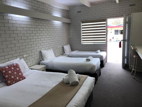Wattle Motel - Kalgoorlie Accommodation 2