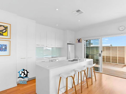 Welcome To Your Ultimate Beachside Escape - Kalgoorlie Accommodation 3