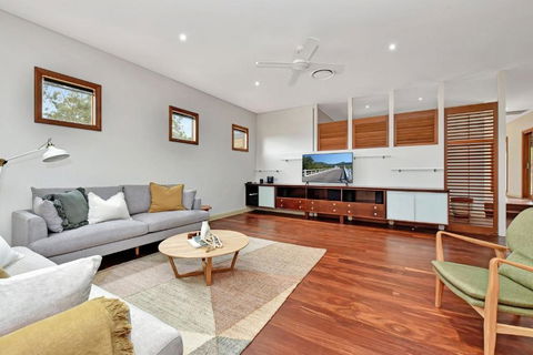 Wine, Dine And Relax - Central To Vineyards And Wedding Venues - Kalgoorlie Accommodation 3