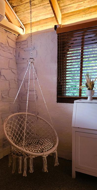 Daylesford - FROG HOLLOW ESTATE - One Bedroom Retreat Villa - Book For 3 Nights Pay For 2 - Contact Us For More Details - Kalgoorlie Accommodation 1