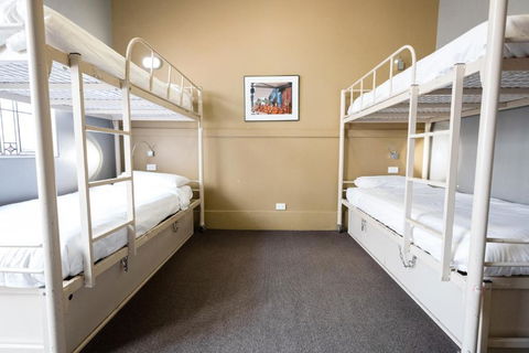 YHA Melbourne Central - Kalgoorlie Accommodation 3