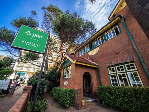 YHA Newcastle Beach - Kalgoorlie Accommodation 0