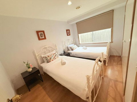 YF Home Sweet Home - Kalgoorlie Accommodation 1