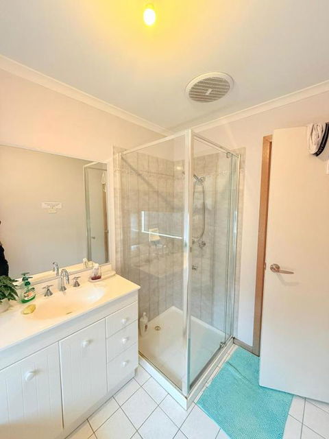 YF Home Sweet Home - Kalgoorlie Accommodation 0