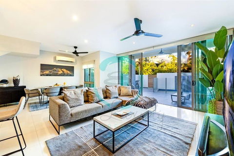 ZEN ARCTIC Luxury 2-Story T/House + Pool & Markets - Kalgoorlie Accommodation 0