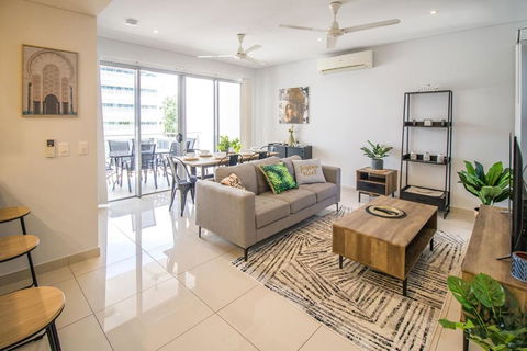 ZEN CENTRAL CBD - Affordable 3-Bdrm Apt In The Heart Of Darwin City - Kalgoorlie Accommodation 1