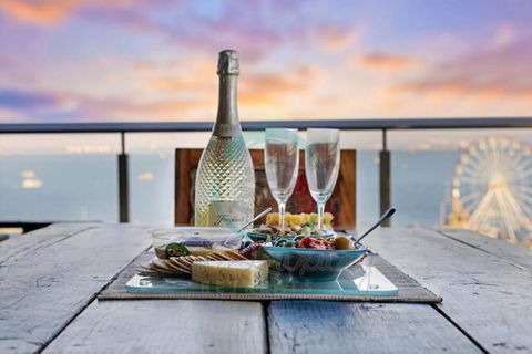 ZEN POINT PENTHOUSE 3-BR Executive W/front Retreat - Kalgoorlie Accommodation 0