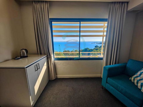 ZEN88 ESPLANADE: Hotel Suite W/ Ocean/Sunset Views - Kalgoorlie Accommodation 2