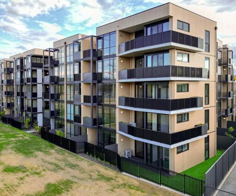 ZMITH Apartment - BROOKE, - Near AIS, GIO Stadium, UC, & Nth - Canberra Hospital - Kalgoorlie Accommodation 2