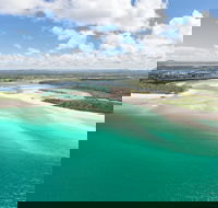 Deluxe Seaplane Tour Noosa to Glasshouse Adventure for 2 with Photobook - Kalgoorlie Accommodation