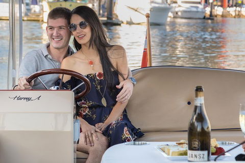 2-Hour Self-Drive Boat Hire On The Yarra River - Kalgoorlie Accommodation 5