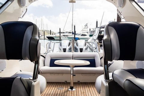 Premium Private Charter - Kalgoorlie Accommodation 4